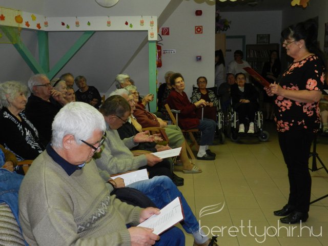 Az időseket köszöntötték 02